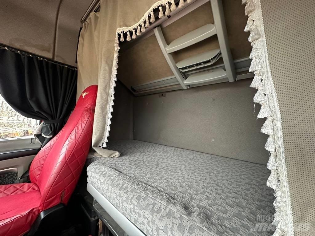 DAF XF105.410 Trekkers
