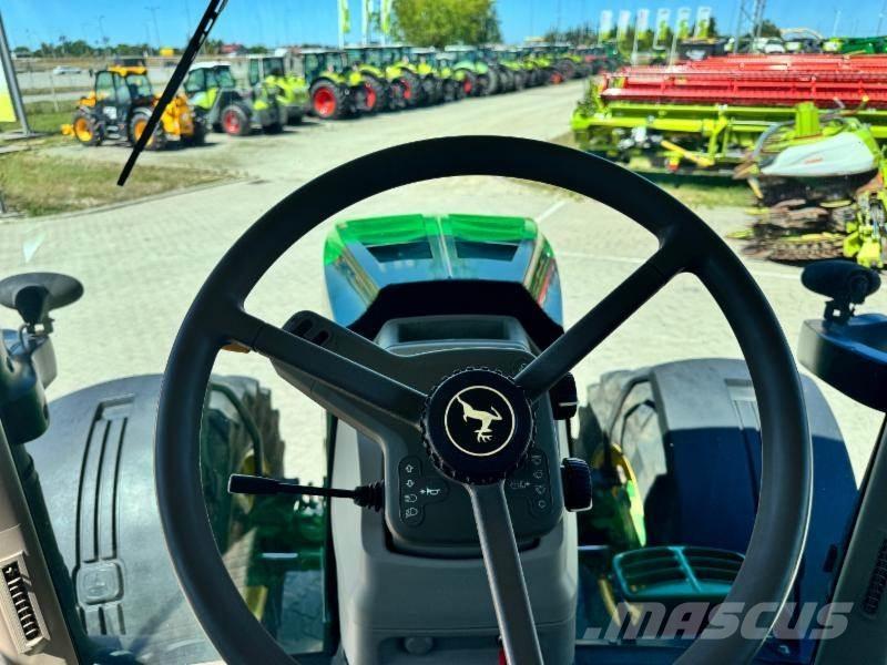 John Deere 7215 Tractoren