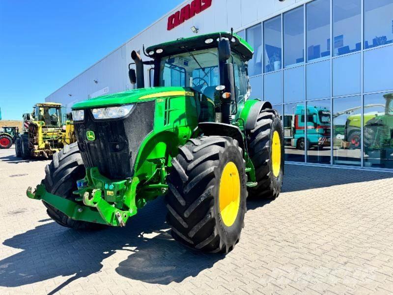 John Deere 7215 Tractoren