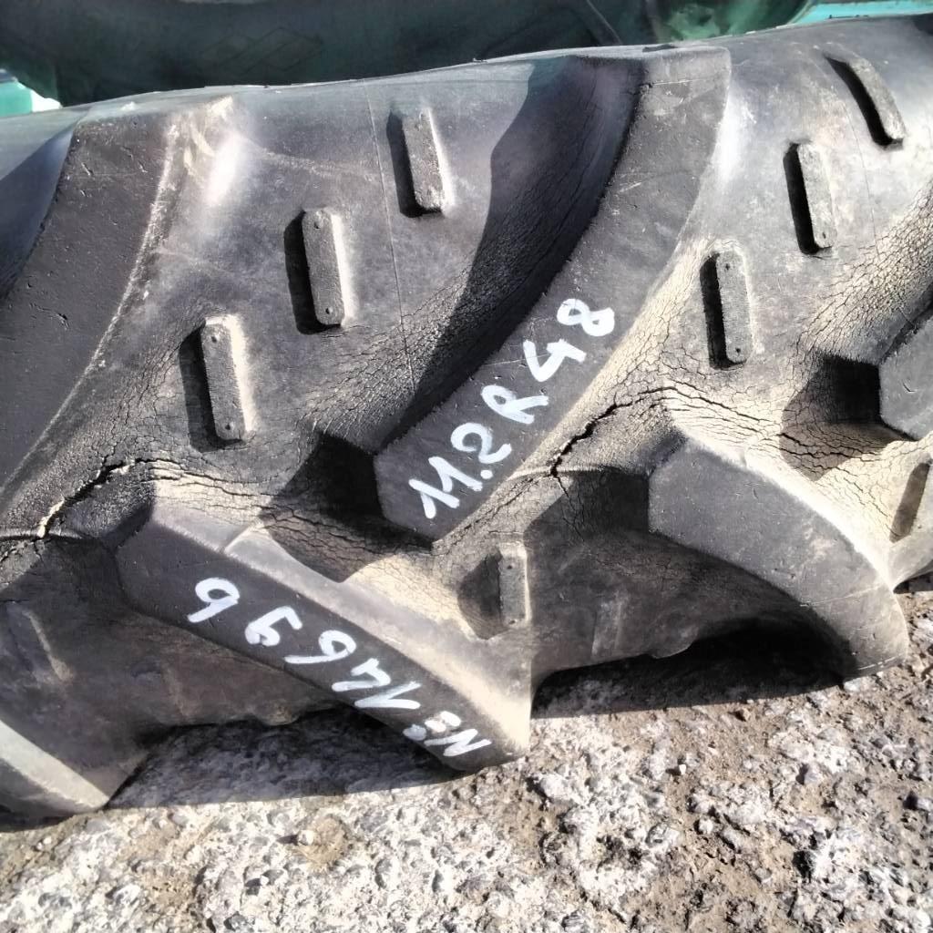 Kleber 11.2R48 Banden, wielen en velgen