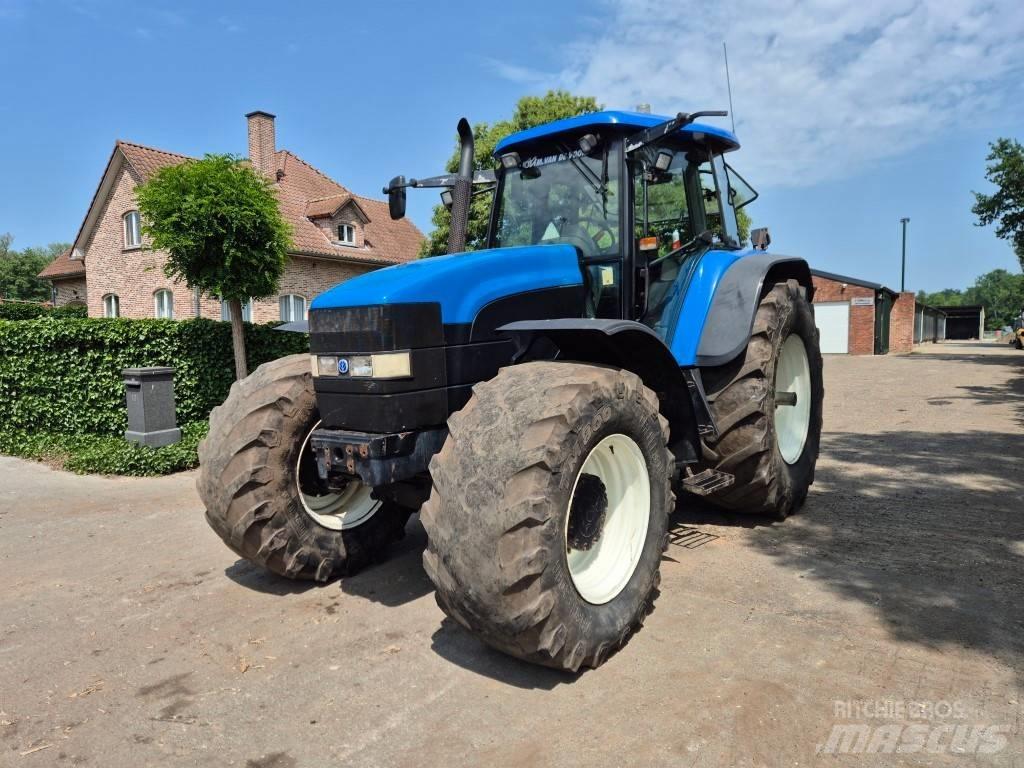 New Holland TM 175 Tractoren