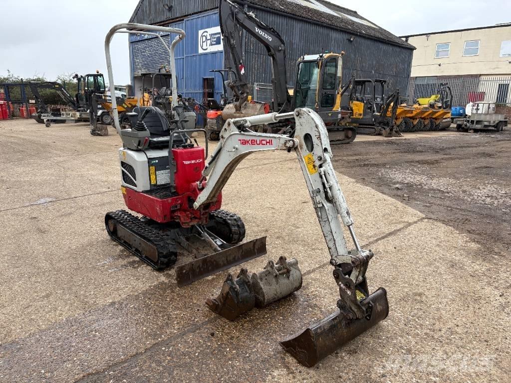 Takeuchi TB 210 R Minigraafmachines < 7t
