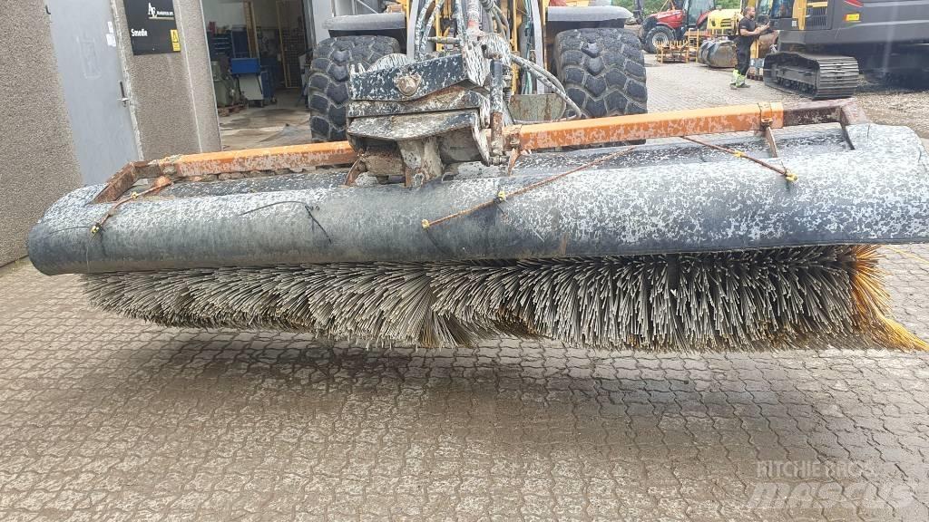  kost 335cm Overige wegenonderhoudsmachines