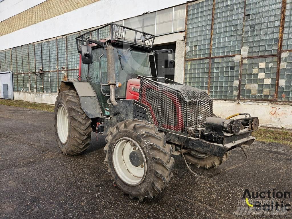 Valtra A 93H Tractoren