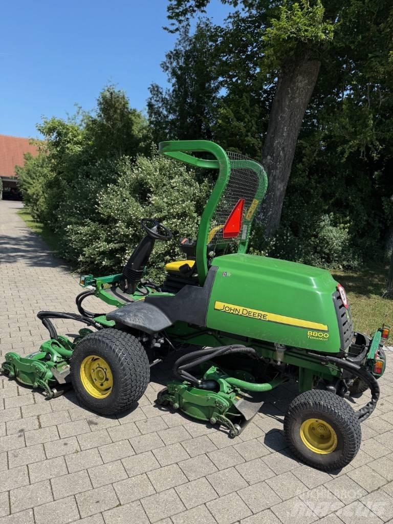 John Deere 8800 Rijmaaiers