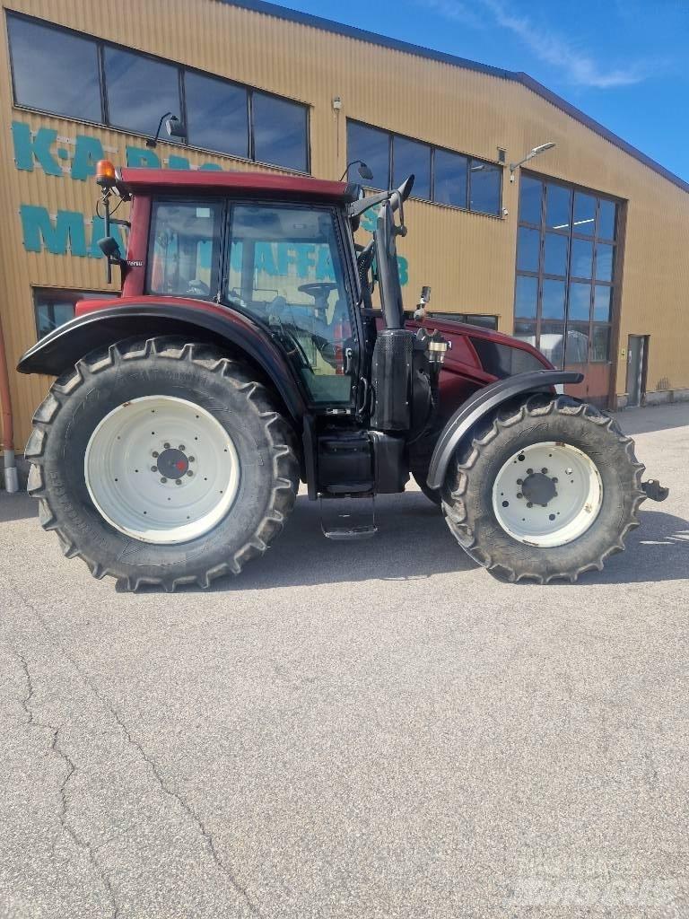 Valtra N143 Tractoren