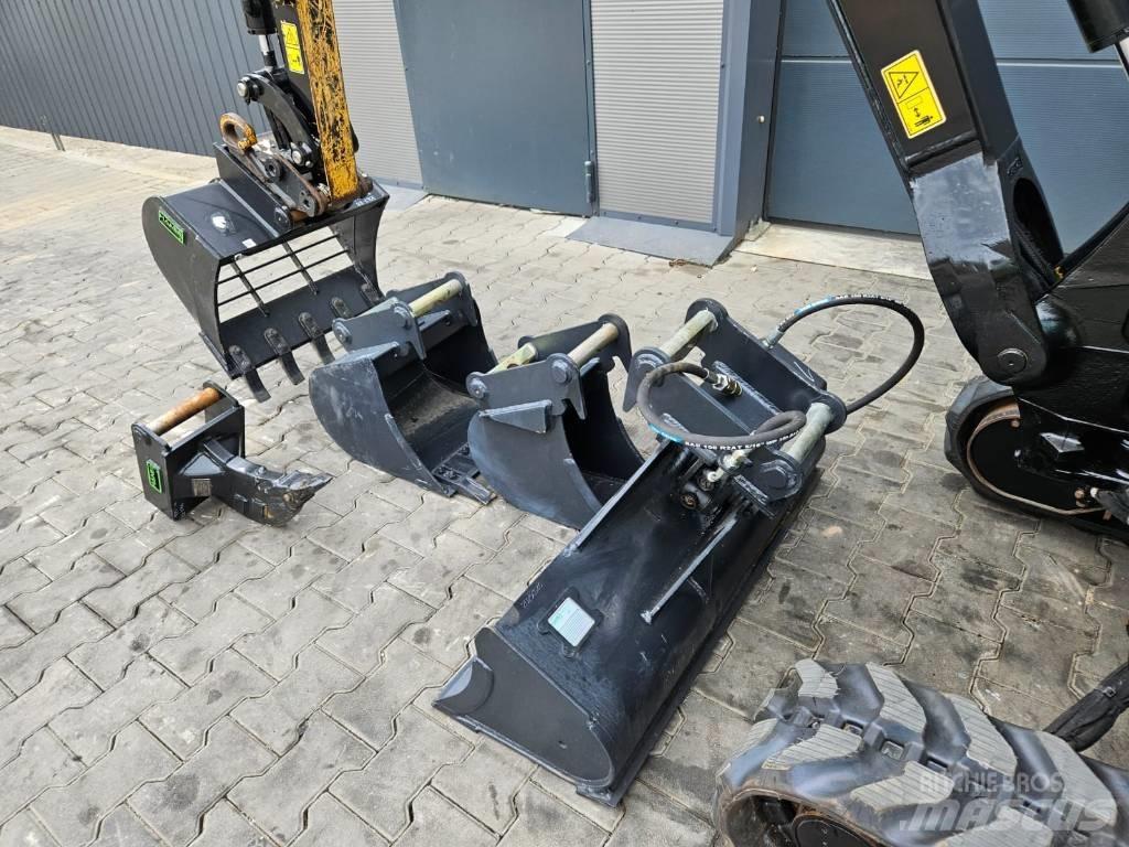 CAT 301.8 CR Minigraafmachines < 7t