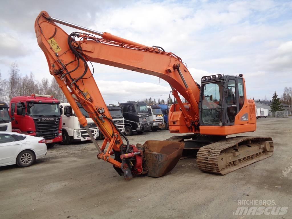 Doosan 235 LCR Rupsgraafmachines