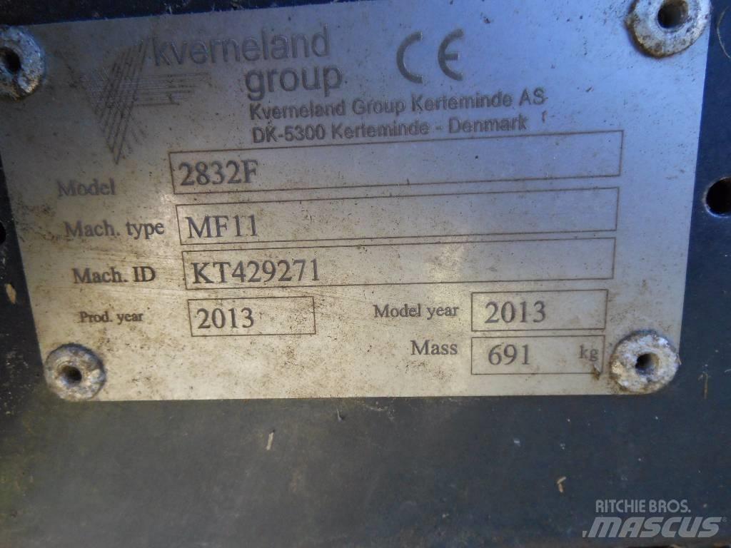 Kverneland 2832-F Maaikneuzers