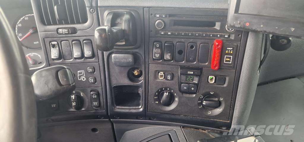 Scania P360 Vuilniswagens