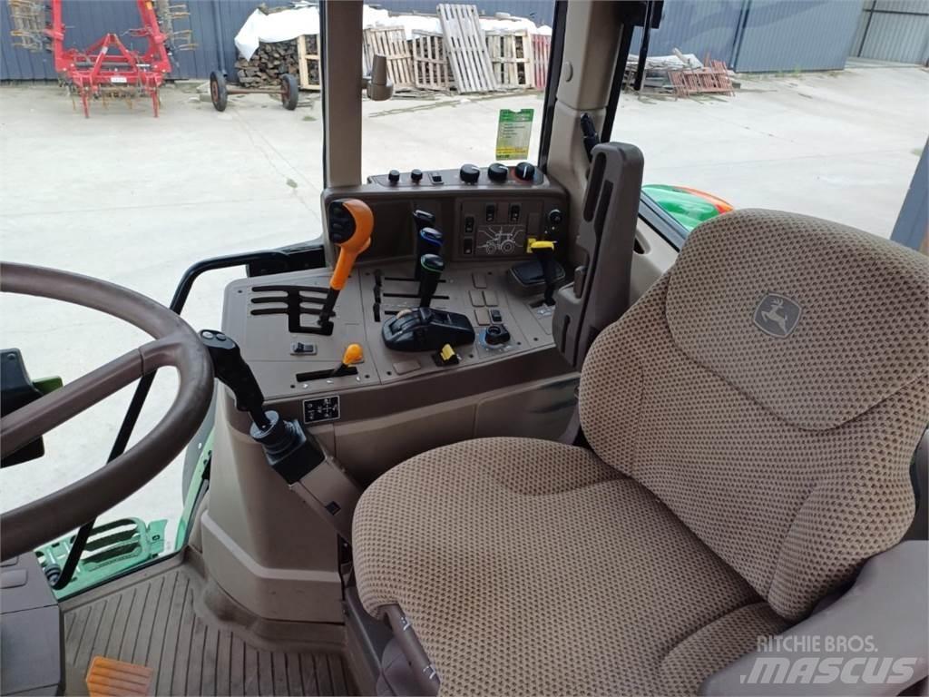 John Deere 6115 M Tractoren