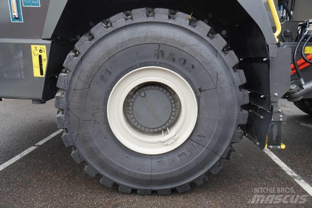 Rokbak RA 40 Knik dumptrucks