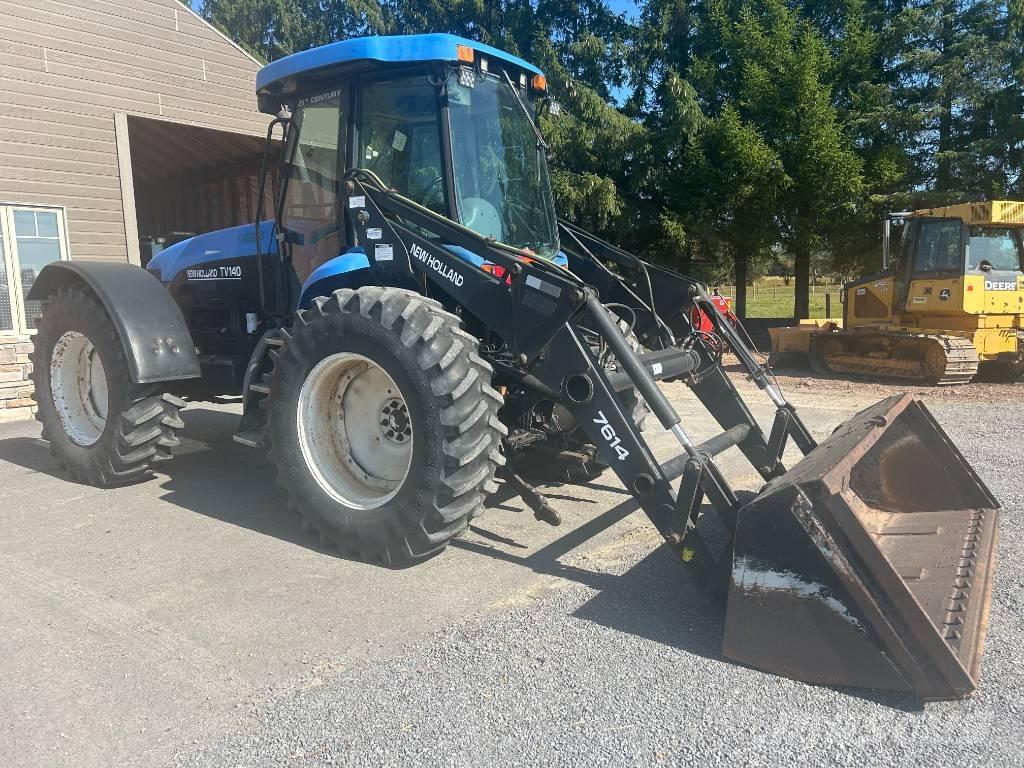 New Holland TV 140 Tractoren