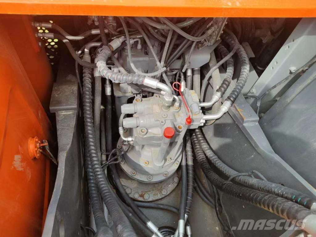 Hitachi ZX200 Rupsgraafmachines