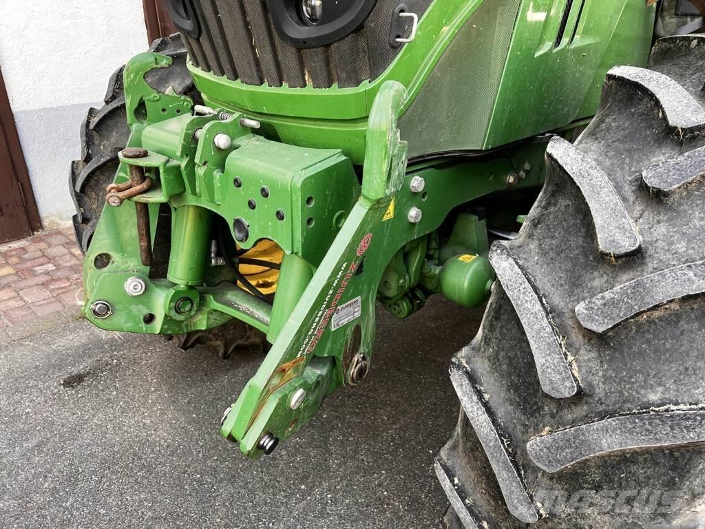 John Deere 6105R Tractoren