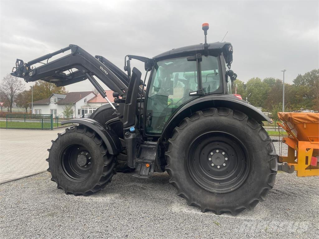 Valtra N 175 Tractoren