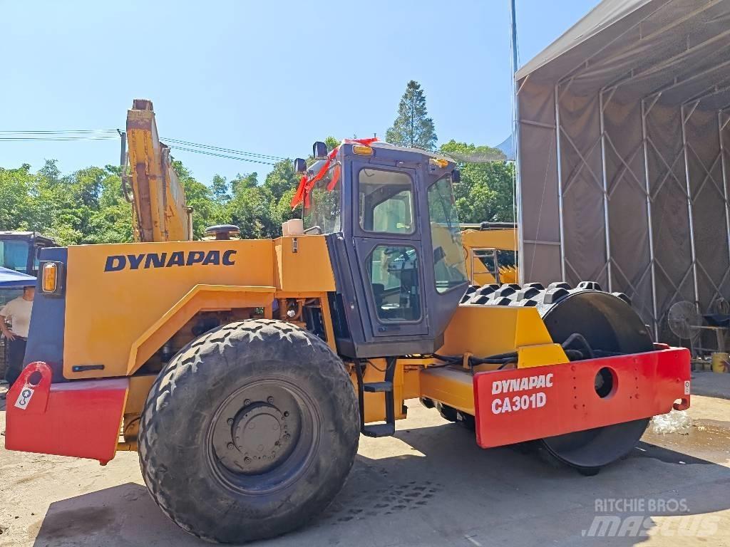 Dynapac CA 301 D Trilrolwalsen