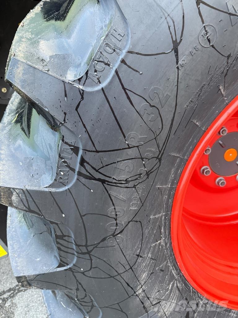 CLAAS Avero 240 Maaidorsmachines