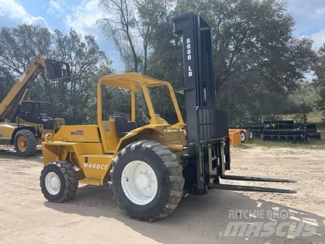 Manitou KD8000 Vorkheftruck voor zwaar terrein