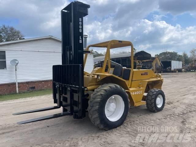 Manitou KD8000 Vorkheftruck voor zwaar terrein