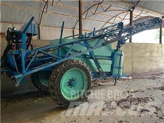 Berthoud Major 3200 Getrokken spuitmachines