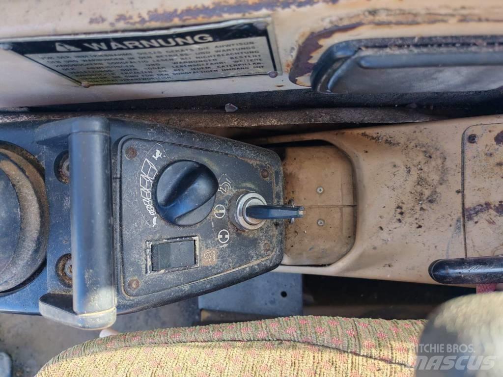 CAT 325 LN Rupsgraafmachines