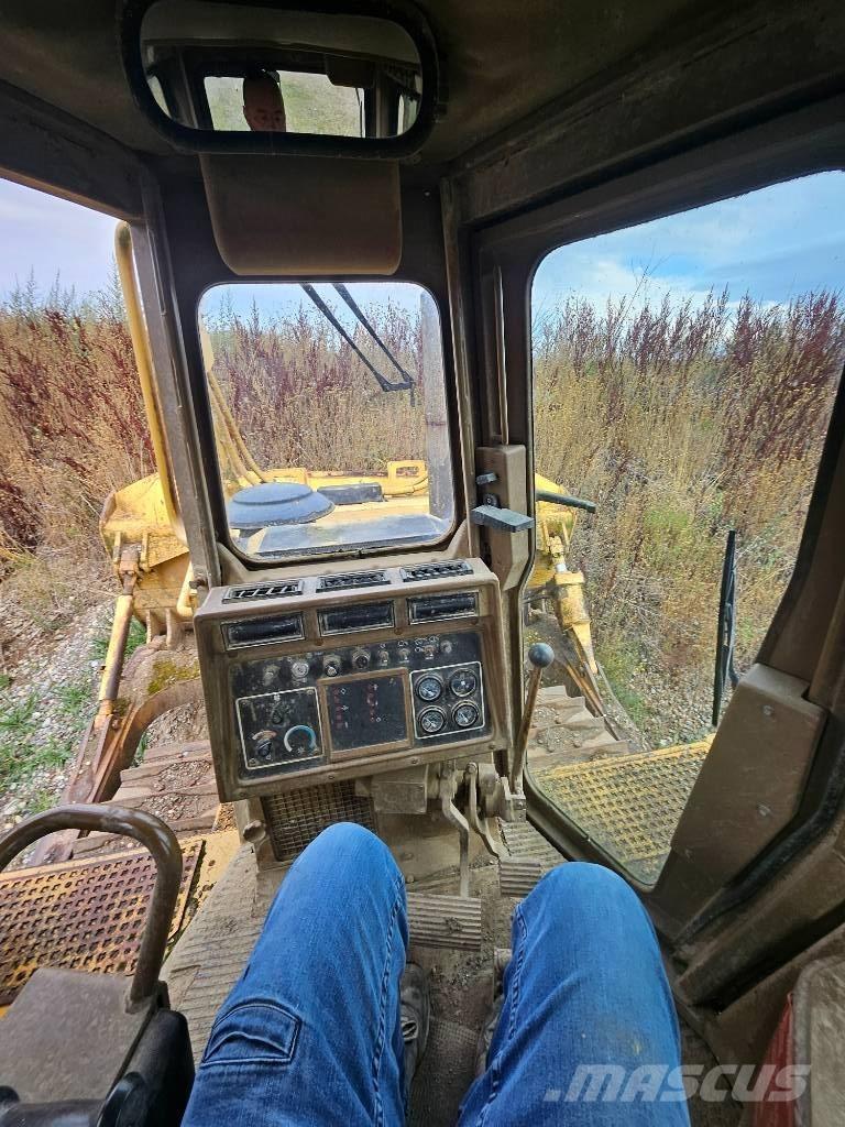 CAT D6h Rupsdozers