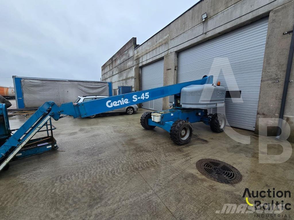 Genie S 45 Knikarmhoogwerkers