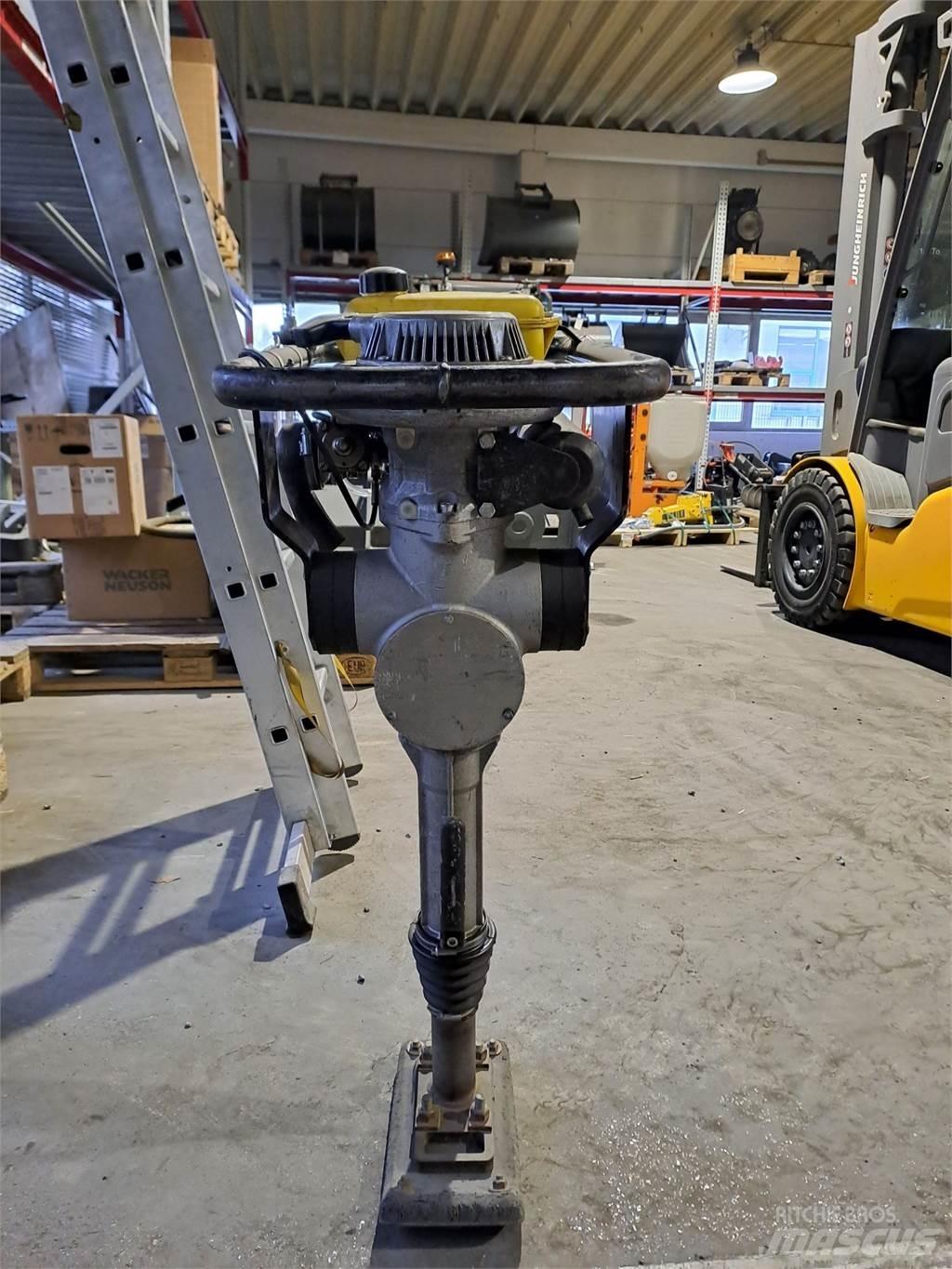 Wacker Neuson BS30 Stampers