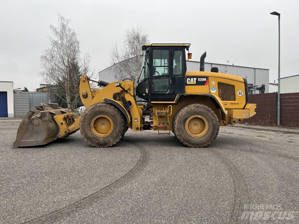 CAT 930M Wielladers