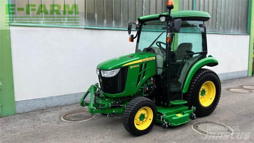 John Deere 3046R Tractoren