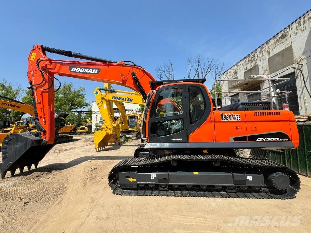 Doosan DX 300 LC-9S Rupsgraafmachines
