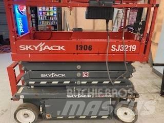 SkyJack SJ 3219 Schaarhoogwerkers