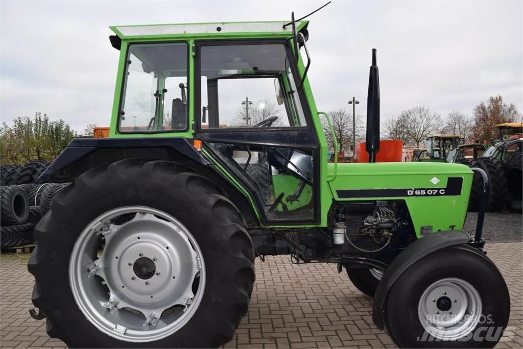 Deutz-Fahr D6507C Tractoren