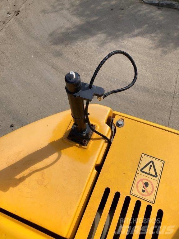 JCB 245 XR Rupsgraafmachines