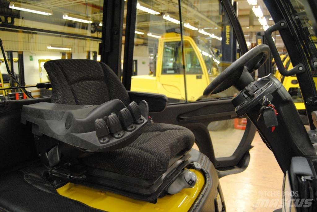 Yale GPD30VX Diesel heftrucks
