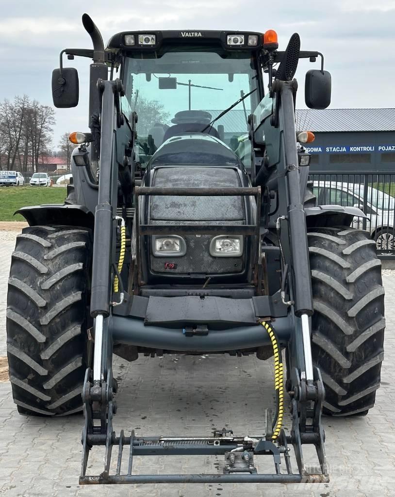 Valtra T 190 Tractoren
