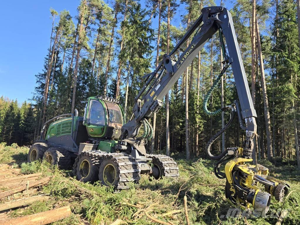 John Deere 1270G Harvesters