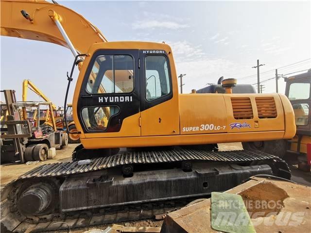Hyundai R300LC-7 Rupsgraafmachines