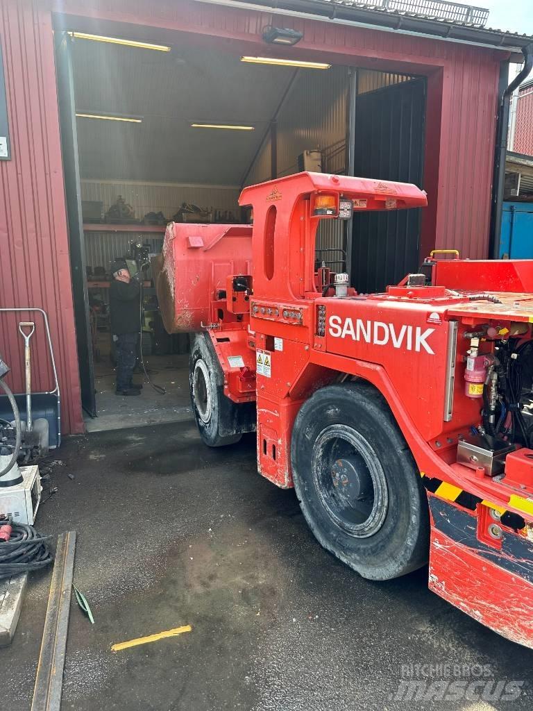 Sandvik LH202 Mijnbouw shovels