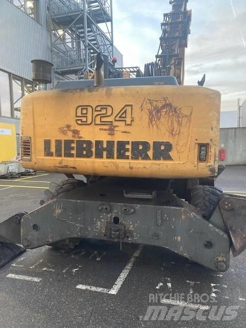 Liebherr 924C-LI Wielgraafmachines