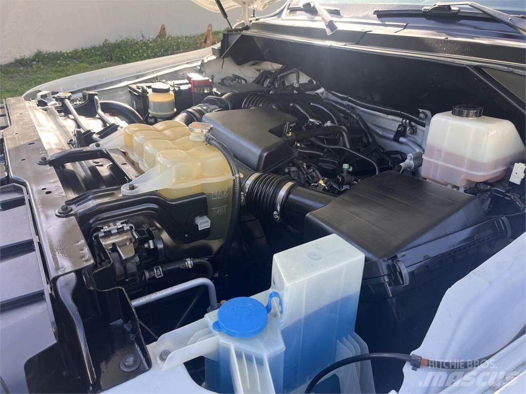 Nissan NV Anders