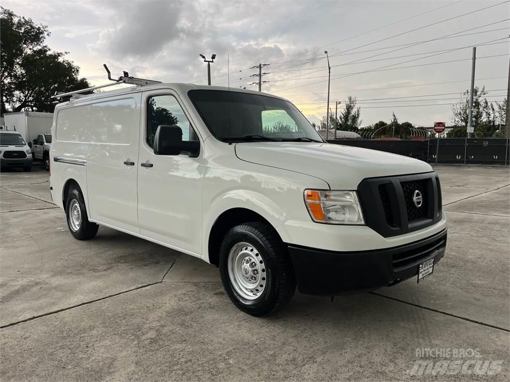 Nissan NV Gesloten opbouw