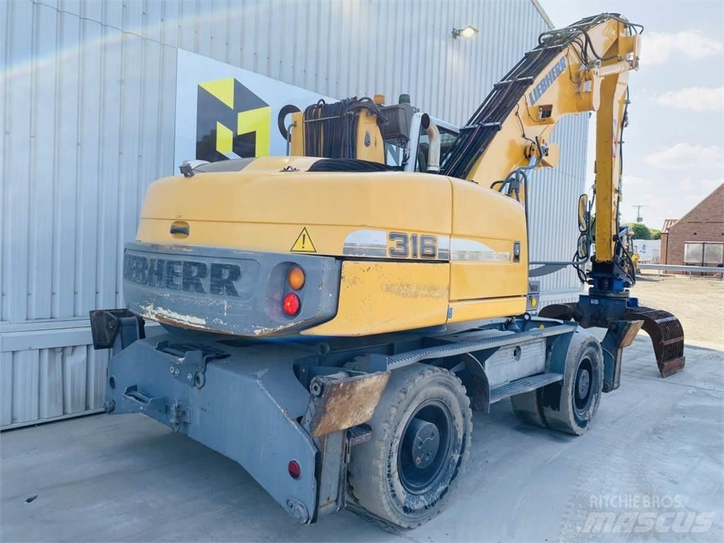 Liebherr 316 Rupsgraafmachines