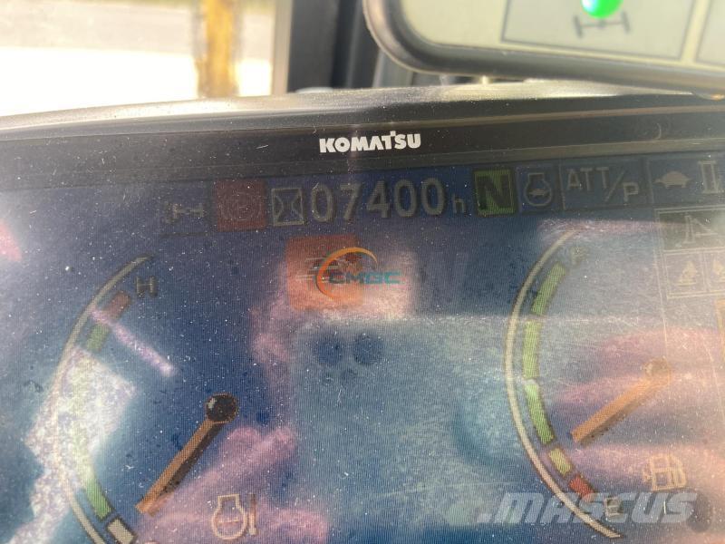 Komatsu PW98 Wielgraafmachines