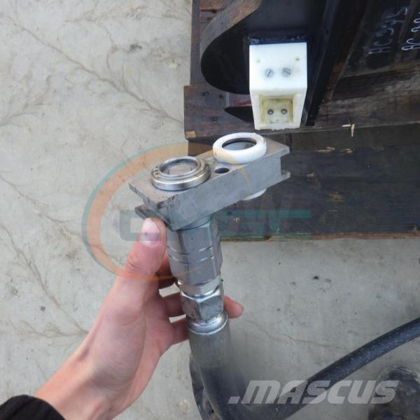 Sandvik CB45S Hamers en brekers