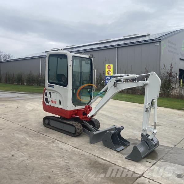 Takeuchi TB216 Wielgraafmachines