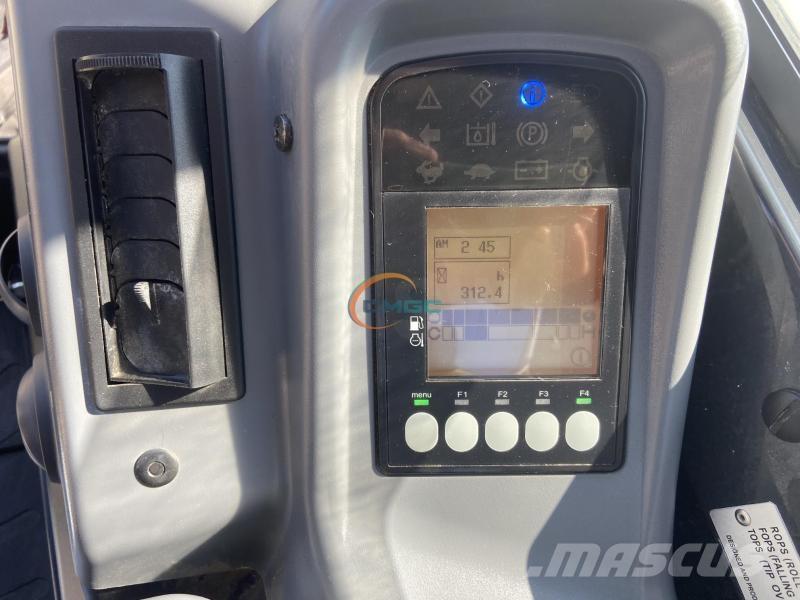 Yanmar VIO38-6 Wielgraafmachines