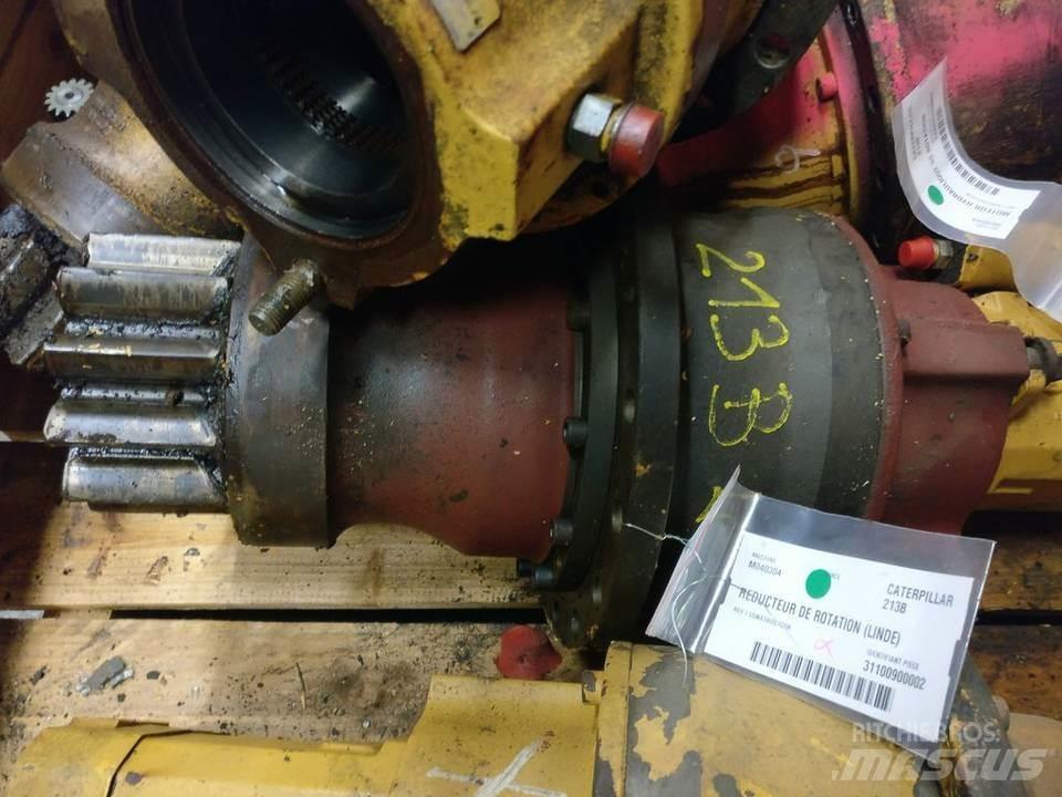CAT 213B Transmissie