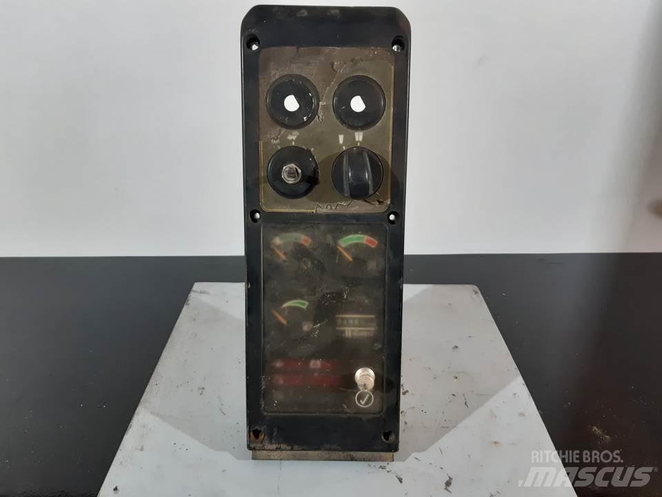 CAT 307 Cabine en interieur